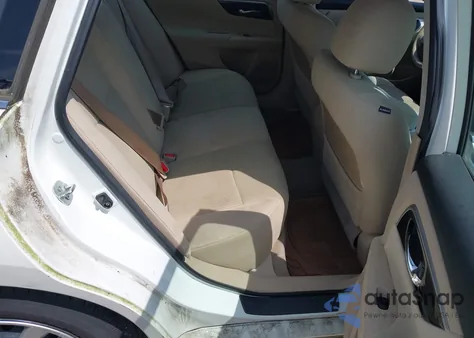 2014 Nissan Altima 2.5 S z USA, uszkodzony, nr VIN 1N4AL3AP7EC146867